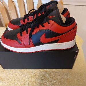 Nike Air Jordan 1 Low Reverse Red Youth 7